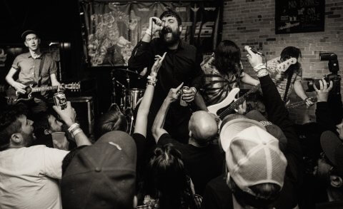 Dead Bars Dead Bars